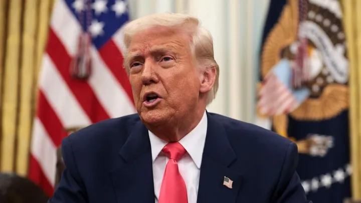 «Він погодився»: Трамп попросив Путіна зупинити обстріли України