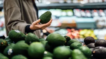Замість суворих дієт: лікарі назвали один продукт, який очищує артерії від бляшок без зайвих зусиль