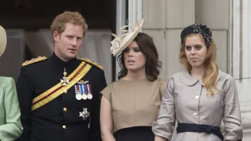 «Він знає, як це – опинитися у невигідному становищі»: принц Гаррі рятує сестер Йоркських від скандалу