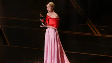 Джессі Баклі вперше отримала «Оскар»: що відомо про акторку – топ-5 фільмів з володаркою нагороди