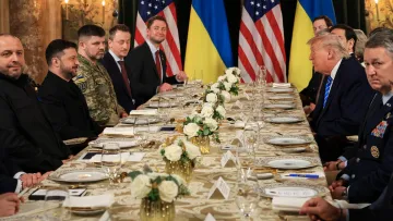 Стейки, фрі та іменний торт: чим Трамп пригощав Зеленського на обіді – ділимося рецептами цих страв