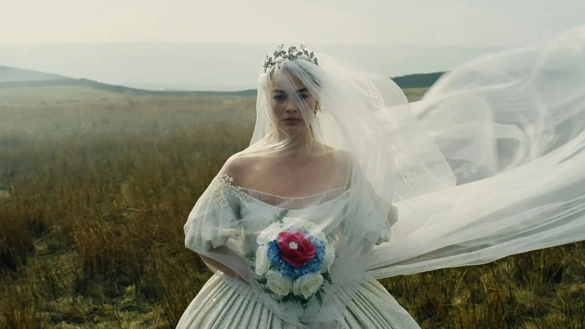 «Буремний перевал» з Марго Роббі та перший український еротичний трилер: що виходить у кінопрокат цього тижня