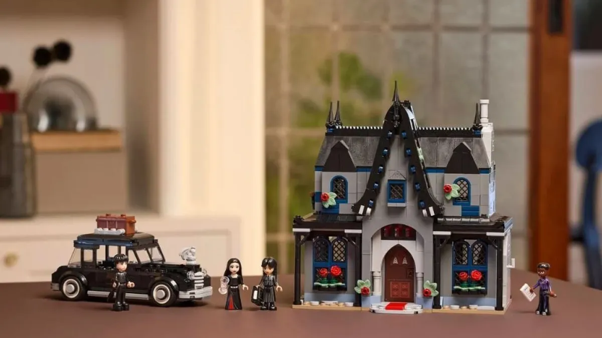 LEGO випустило два набори за мотивами серіалу «Венздей»: чи продаватиметься іграшка в Україні та яка її ціна