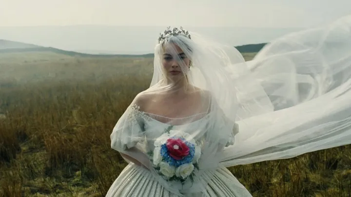 «Буремний перевал» з Марго Роббі та перший український еротичний трилер: що виходить у кінопрокат цього тижня