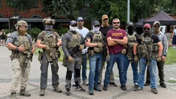 У Києві на Подолі сталося переслідування зі стріляниною: причина не в криміналі — що відбулося