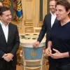 Тому Крузу — 63: згадуємо, як славетний Ітан Гант їздив у київському метро під час візиту до України