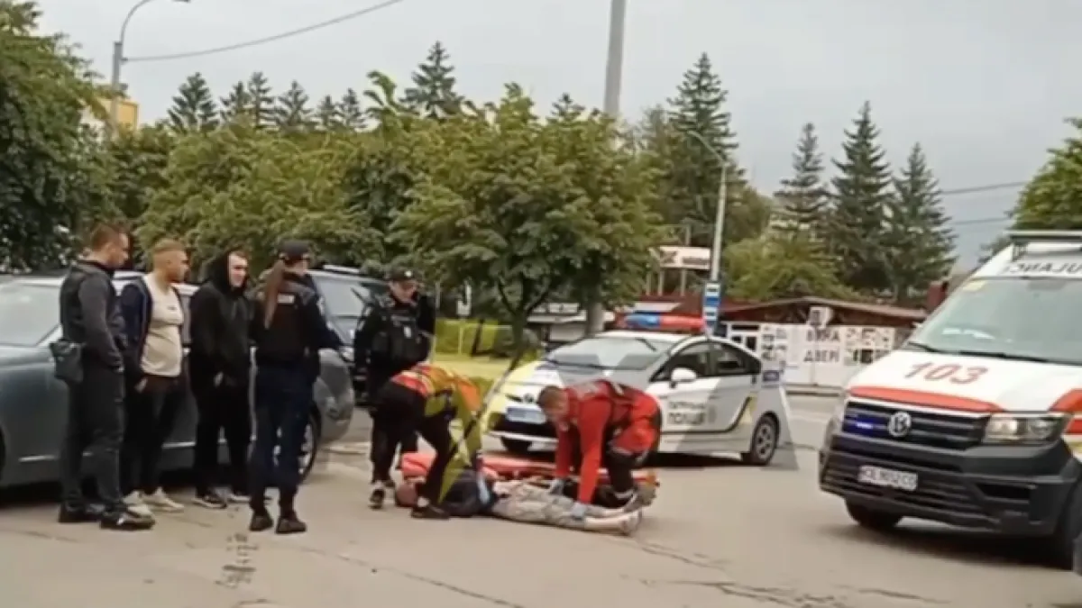 Напився й потрапив під власне авто: на Буковині сталася незвична ДТП - всі деталі від поліції
