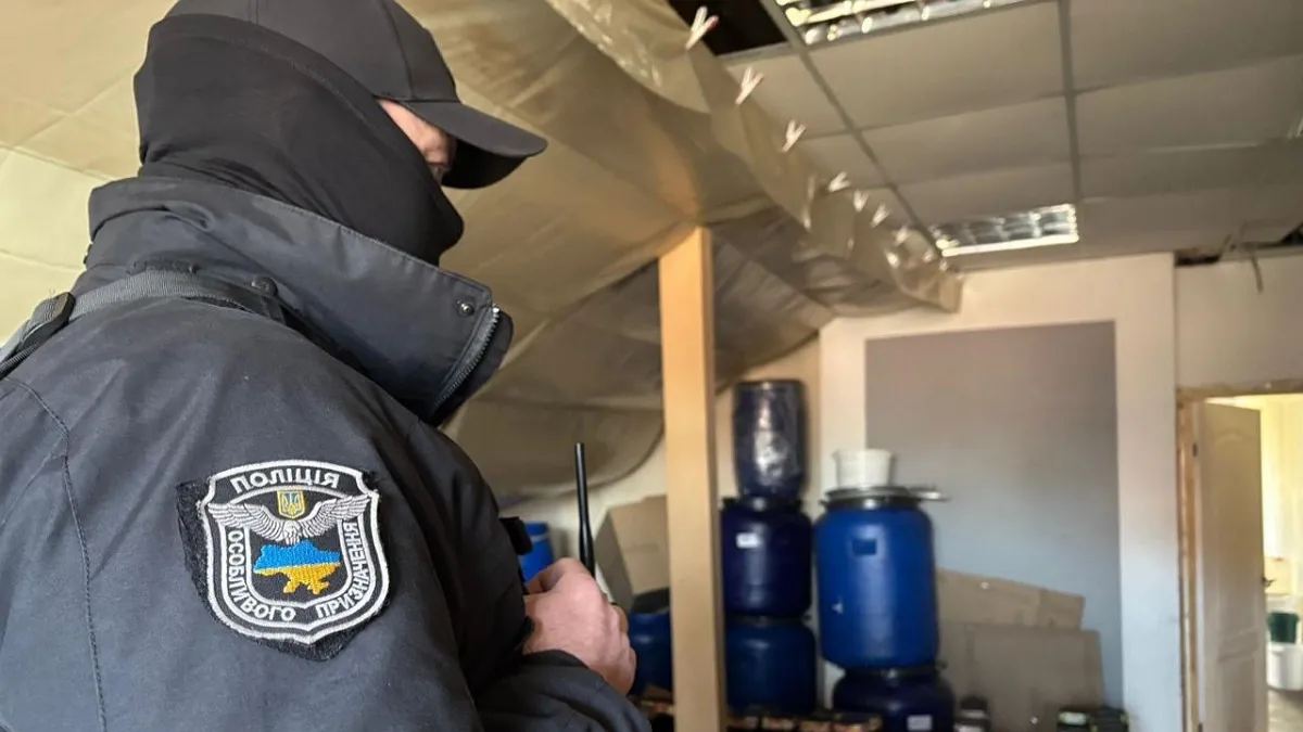Обшуки в мережі U420: слідчі шукають докази продажу небезпечних речовин під виглядом сувенірів