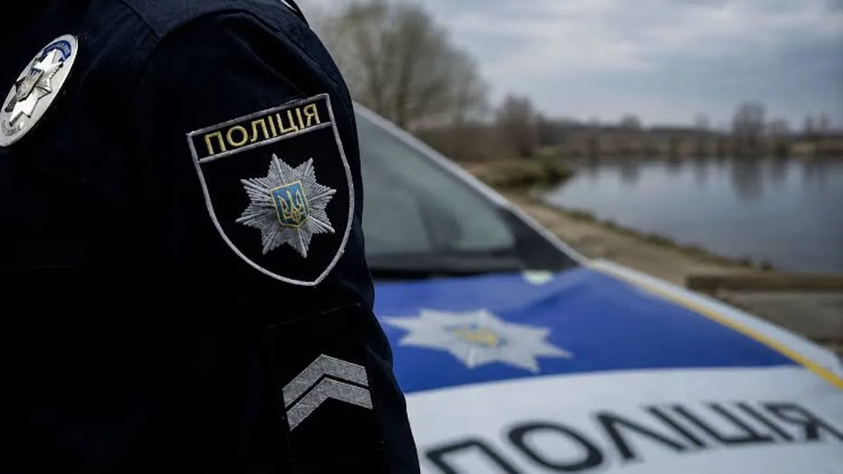 Залишив лежачу помирати: на Дніпропетровщині 43-річний син до смерті побив рідну матір