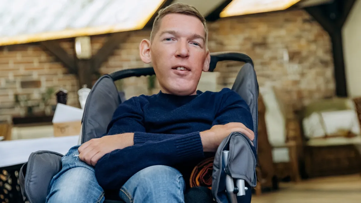 «Я не ховаюсь від слідства»: скандальний Назарій Гусаков відреагував на свою підозру з лікарняної палати