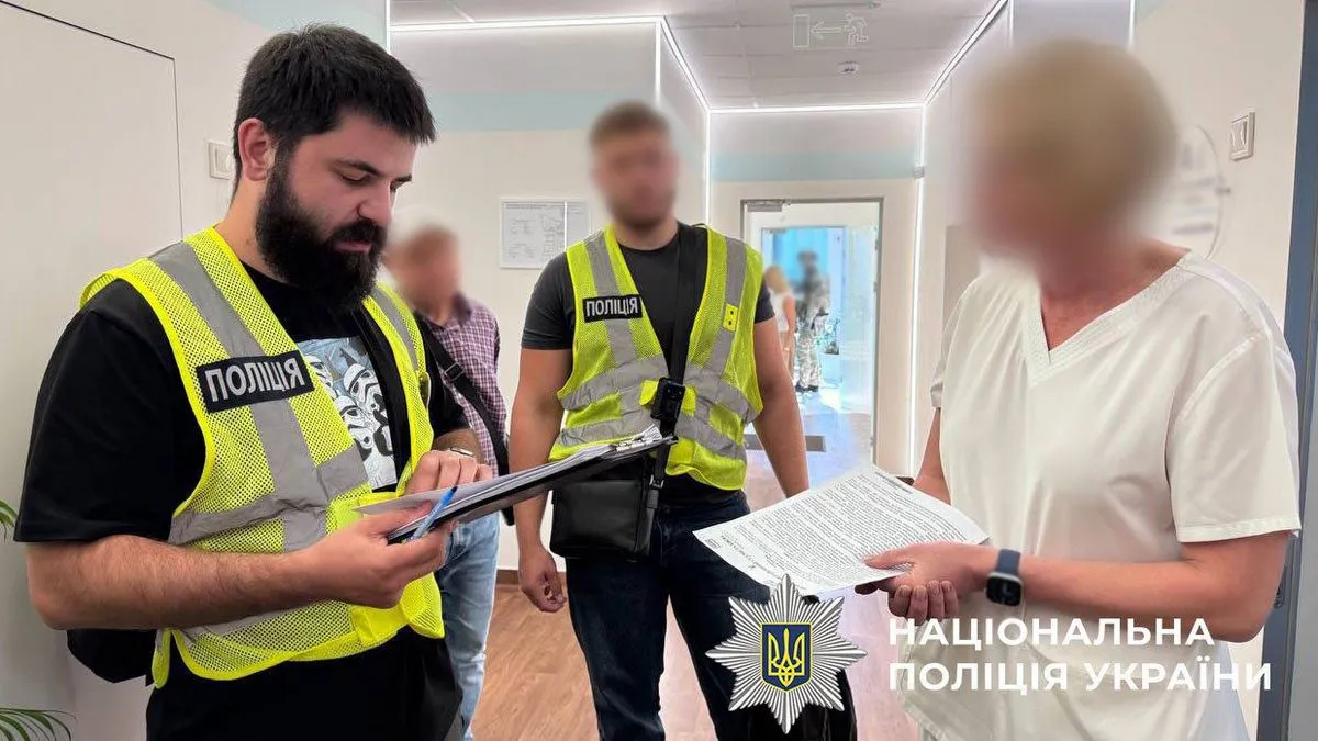 У Києві викрили схему продажу немовляти через фіктивне сурогатне материнство: у злочині замішані лікарі
