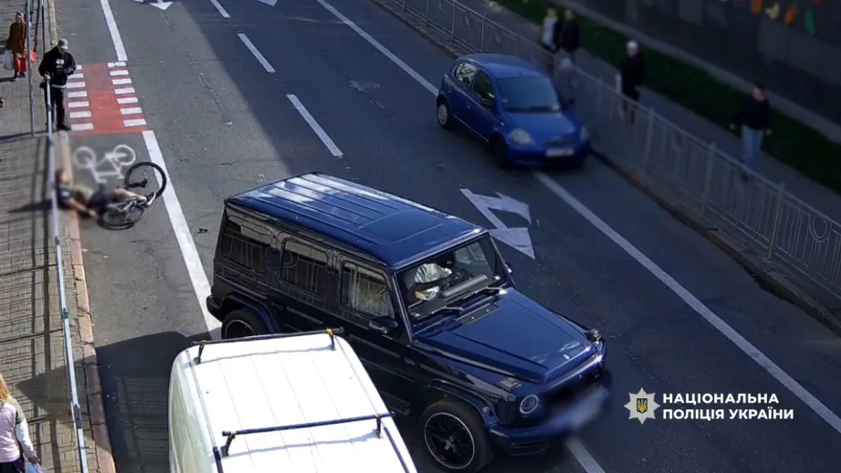 У Києві водій елітного авто жорстоко побив велосипедиста — відео моменту: що загрожує нападнику