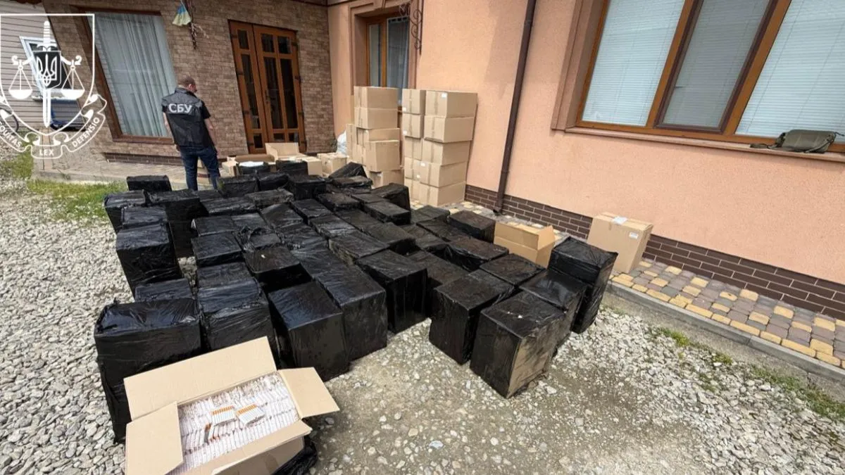 На Прикарпатті викрили підпільні тютюнові цехи: виявлено понад півмільйона нелегальних цигарок