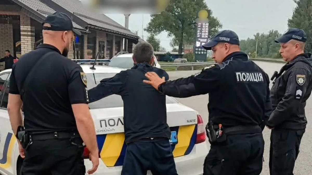 Вкрав елітне авто, документи та гроші: на Київщині чоловік епічно провалив співбесіду на роботу