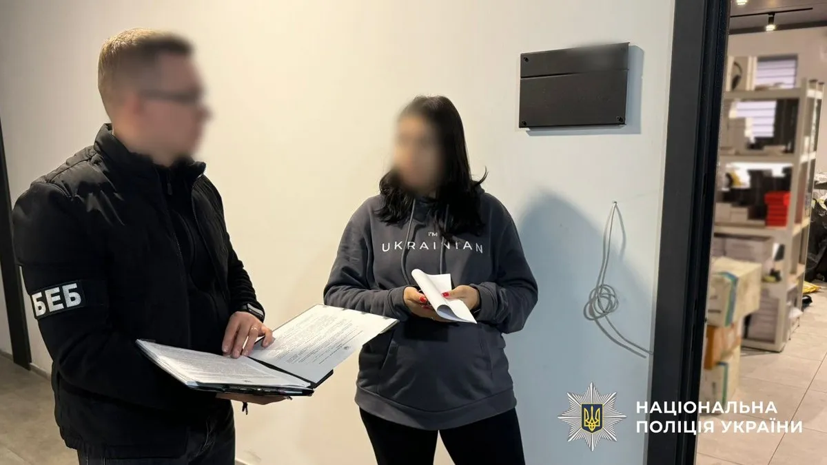 На Хмельниччині викрили схему розповсюдження підробної техніки: контрафакт продавали по всій Україні