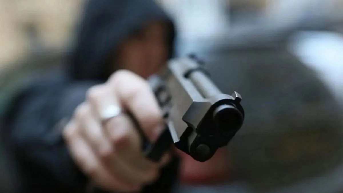 Заради понтів перед друзями: у Харкові хлопець вистрілив з пістолета у перехожу – відомий вирок