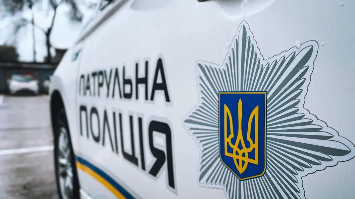 Авто патрульної поліції збило підлітка: постраждалу дитину госпіталізували – є відео моменту