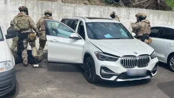 50 тисяч доларів за вільний виїзд з України: у Києві спіймали організатора схеми перетину кордону для ухилянтів