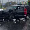 У Харкові нетверезий циганський барон на позашляховику влаштував ДТП: поліція повідомила деталі автотрощі