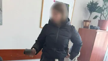 Замість ліжечка – під'їзд: у Тернополі горе-мати кинула новонароджену дитину напризволяще