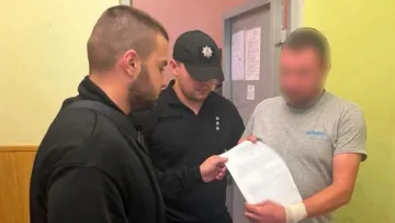 Жахливе вбивство у Львові: п'яний чоловік зарізав собаку та встромив у нього вила – йому загрожує до 8 років