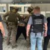 Хотів заробити 25 тисяч доларів, продавши немовля: на Закарпатті засудили чоловіка, який працював в інтернаті