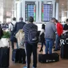 Колумбієць хотів ввезти до Іспанії наркотики, але видала зачіска а-ля під Трампа: фото недолугого дилера