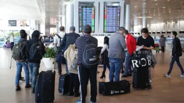 Колумбієць хотів ввезти до Іспанії наркотики, але видала зачіска а-ля під Трампа: фото недолугого дилера