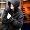У Києві чоловік викрав цілий арсенал секс-іграшок, але побавитися ними не встиг: злодія жорстко покарали