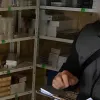 БЕБ накрило мережу нелегальних кіосків з цигарками на Київщині: ділки заробляли мільйони