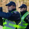 Поліціянти з Чернігівщини пограбували порушника ПДР і тепер їх судитимуть за грабіж: який термін світить копам