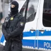 Гуляв з собакою і отримав ножові поранення: у Берліні напали на українця через його національність