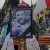 Грабували три дні поспіль: у Рівному масово обікрали поховання Героїв