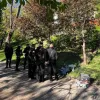 У центрі Харкова сталася стрілянина: поліція затримала чоловіка та вилучила в нього два пістолети