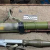 Збройовий барон по-українськи: на Дніпропетровщині чоловік тримав вдома 4 тис. набоїв, гранати та гранатомети