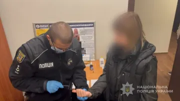 На Одещині жінка хотіла залякати чоловіка, який служить в ЗСУ й найняла душогубів: що штовхнуло її на злочин