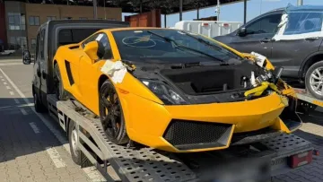 Львівські митники запобігли незаконному ввозу в Україну Lamborghini: ціна авто вражає