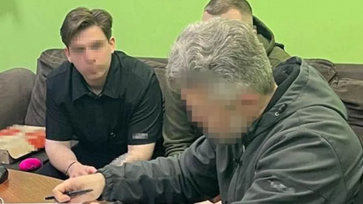 На Донеччині спіймали лікаря, який за гроші оформлював інвалідність: скільки коштували його послуги