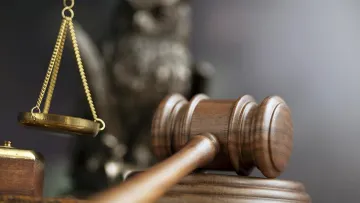 9 років судів за хабарництво і жодного покарання: в Одесі виправдали податківницю через брак доказів