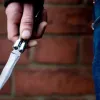 Кривавий конфлікт у Києві: поліція затримала молодика, який напідпитку ледь не зарізав ножем перехожого