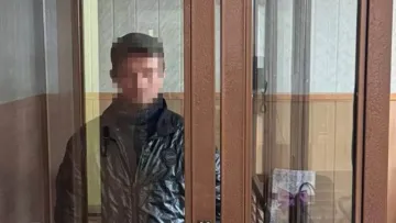 З матір'ю жив, а її доньку ґвалтував: в Одесі засудили педофіла, який двічі вчинив наругу над неповнолітньою