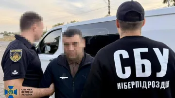 Виманювали гроші у звільнених з полону військових: в Україні викрили чергову групу шахраїв 