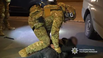 СБУ здійснила облаву на посібників ухилянтів у кількох містах: скільки ділків затримано і що їм загрожує