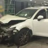 У Києві водійка переплутала педалі прямо на території ТЦ: чим завершилась ДТП