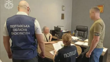 18 підозрюваних і майже пів млрд збитків: на Полтавщині спіймали банду чиновників – розкрадали все, що могли