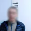 У Києві затримали цинічного крадія: чоловік обікрав дівчину, яка ховалась від ракетної атаки, кафе й автомобіль