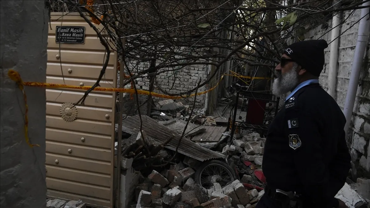 Вибухове весілля: у Пакистані смертник із бомбою забрав життя шістьох людей на церемонії