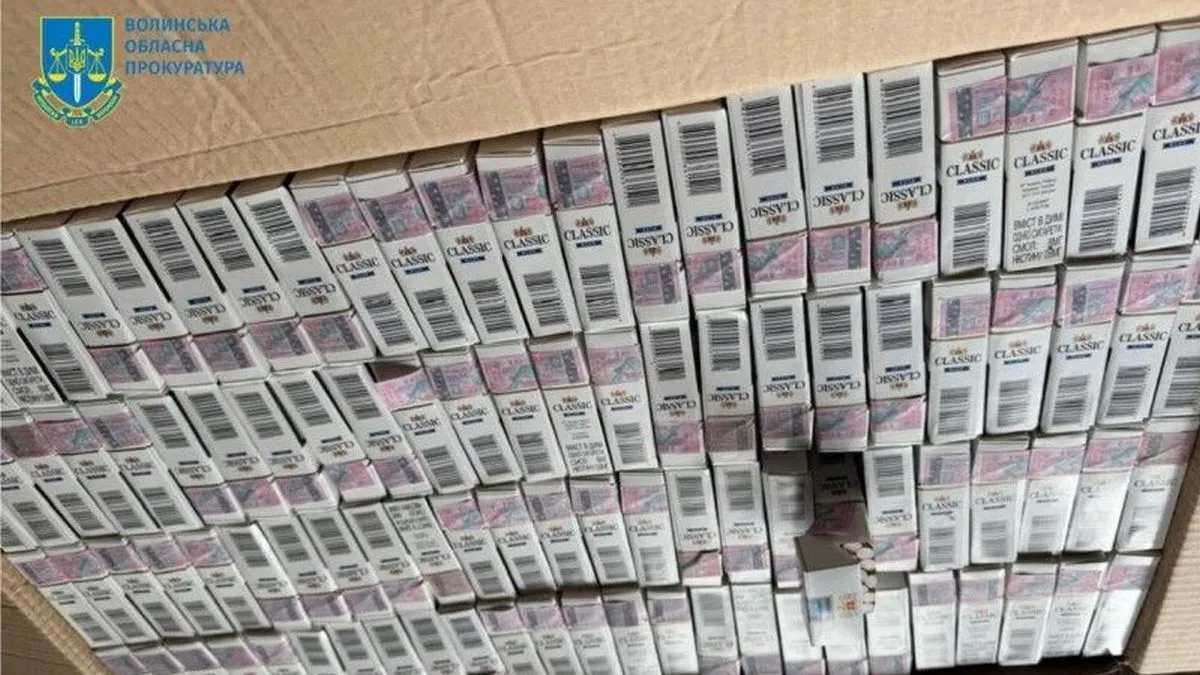 На Волині викрили підпільний цех цигарок: його організували у покинутому дитячому таборі