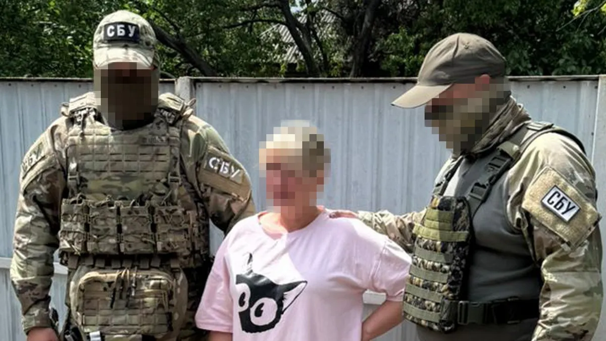 Працювали на ворога у рідних містах Донецької області: СБУ викрила помічниць російського ГРУ