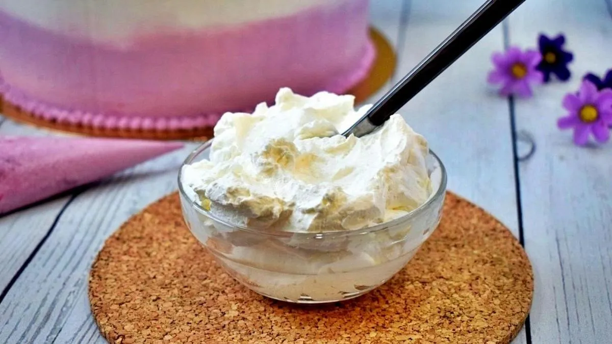 Ідеальний крем для торта: простий домашній рецепт, який підійде всім різновидам випічки